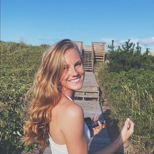 Meet your Posher, Carlie